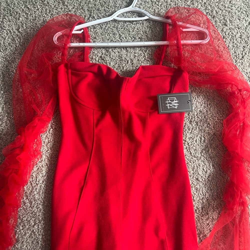 Dress - Picture 3 of 3